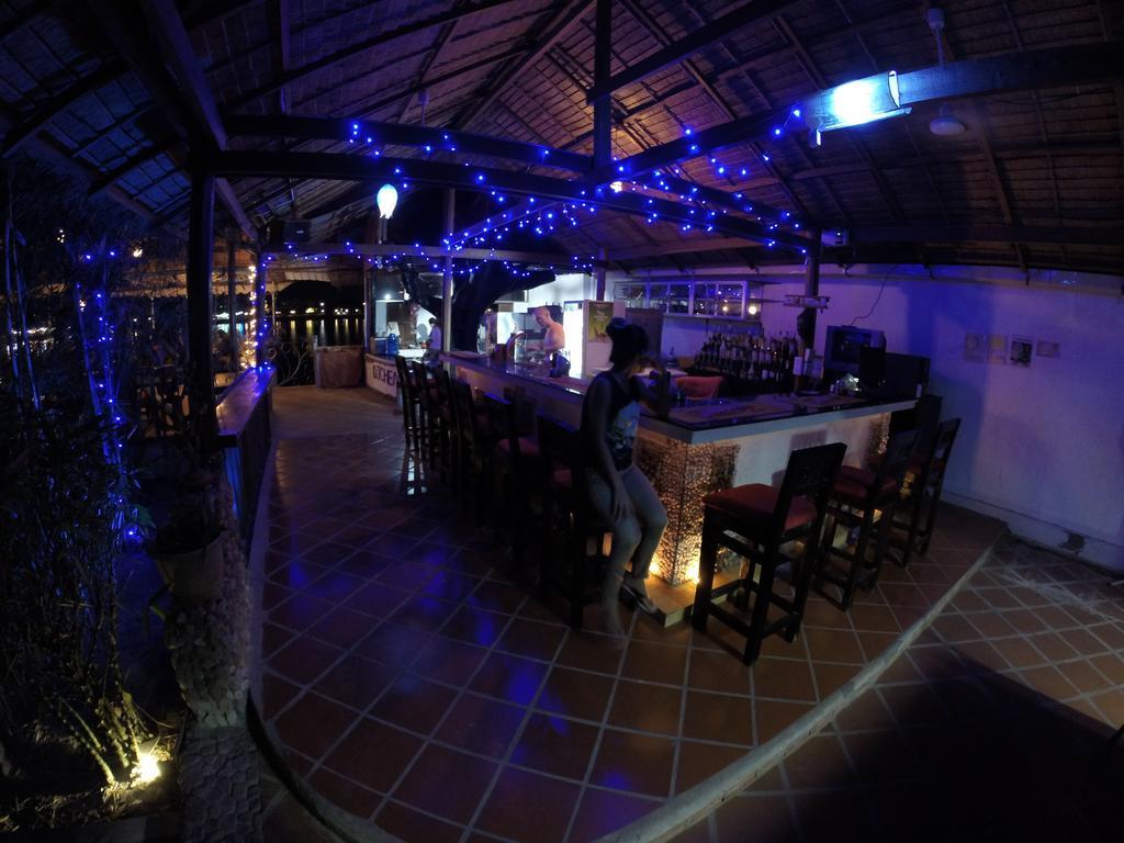 The River Lodge Kampot Exterior photo
