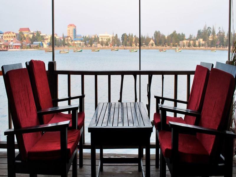The River Lodge Kampot Exterior photo