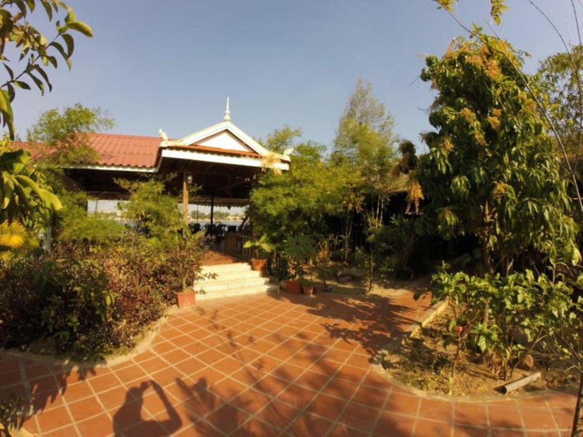 The River Lodge Kampot Exterior photo