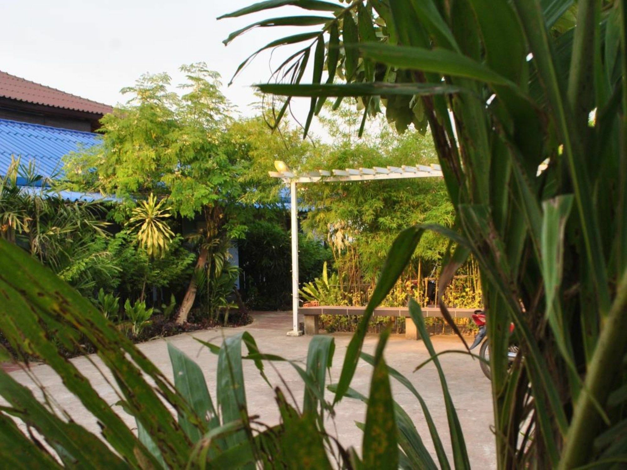 The River Lodge Kampot Exterior photo